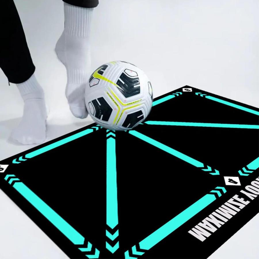 2024サッカーマット サッカー練習用マット 90x60cm トレーニングマット ドリブル練習ラグ サッカーボール フットワーク訓練?PVCゴム素材?防音?滑り止め?防水?収｜store2byliu｜05