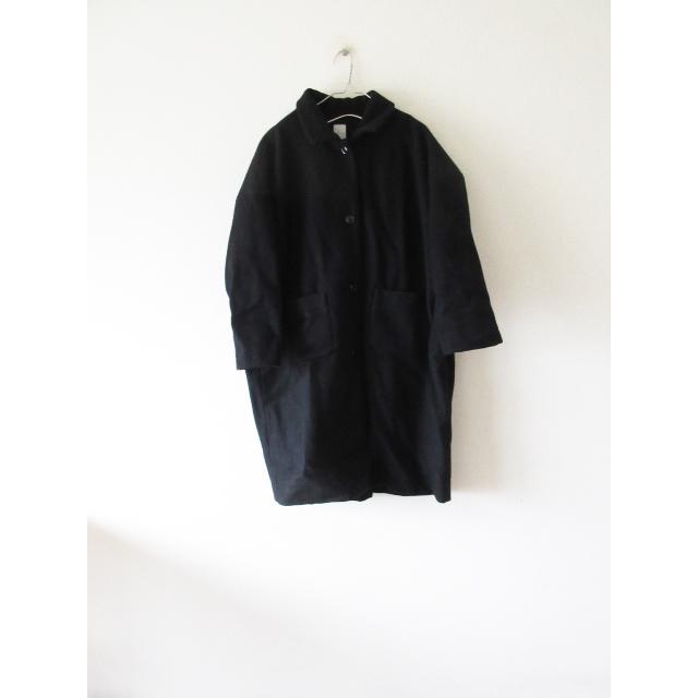 休日と詩休日のショートコートウールメルトンコートブラック