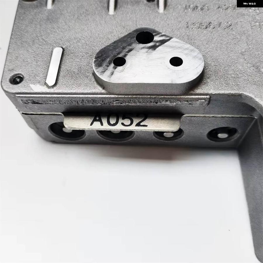 並行輸入品 6HP19 6HP21 6HP26 6HP28 トランス ミッション バルブ ボディ ソレノイド BMW アウディ VW LAND ROVER用 B052 A052 Aの画像