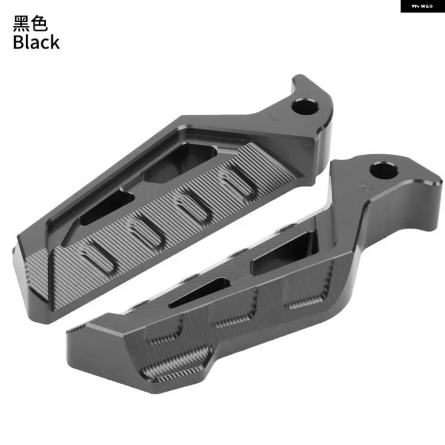 並行輸入品ヤマハ XMAX 400/300/250/125 バイク リアパッセンジャー フットレスト CNC リア フットペグ ペダル アクセサリーパーツの画像
