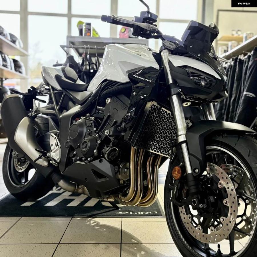 並行輸入品ホンダ CB1000 CB 1000 HORNET SP 2025 オートバイ エンジン シャーシ ベリーパン ガードアンダー エンジン スポイラー フェアリング ガードの画像