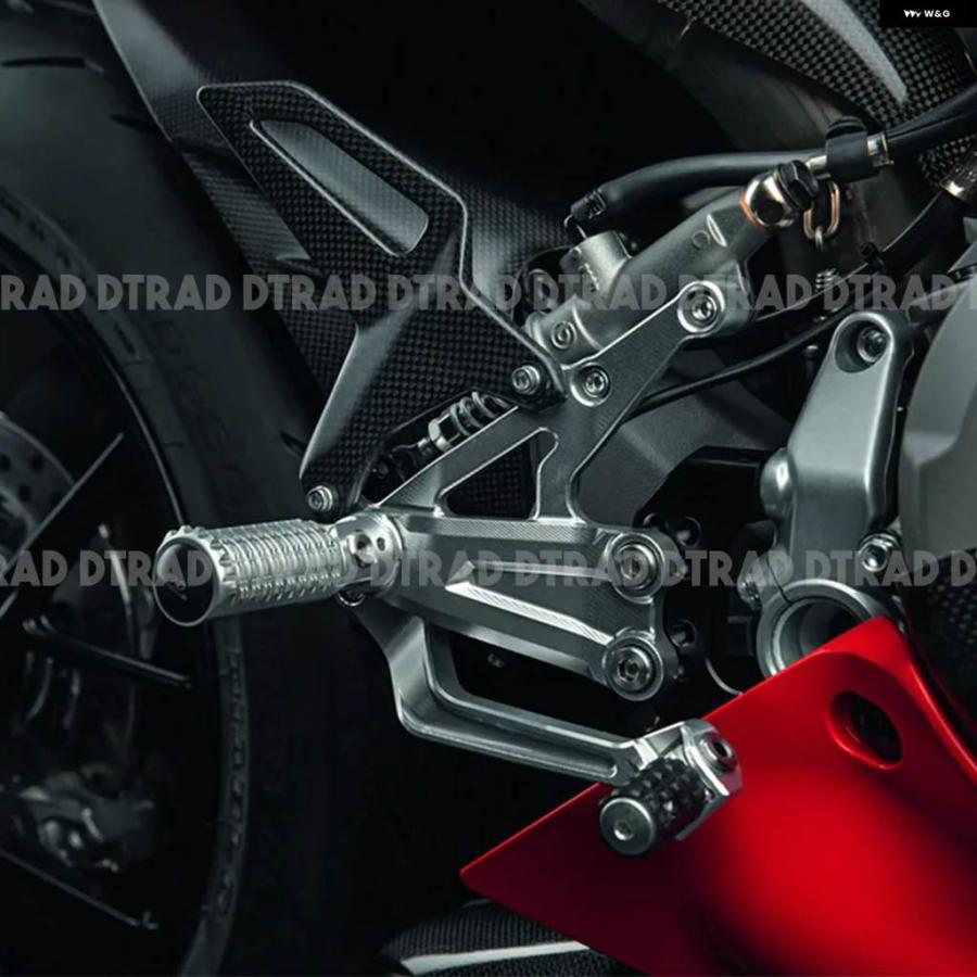 並行輸入品ドゥカティ パニガレ V2用4穴調整式 リアセット 1199 1299 899 959 バイク アクセサリー フットレスト フットレスト ペグ ペダル キットの画像