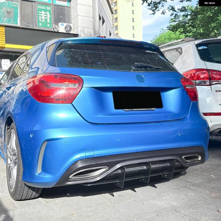 並行輸入品 メルセデス ベンツ A クラス W176 AMGライン 2016-2018 リア バンパー リップ ディフューザー スポイラーの画像