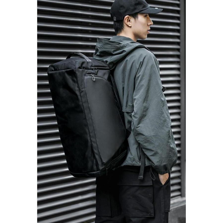 Assert hot sale duffel lululemon