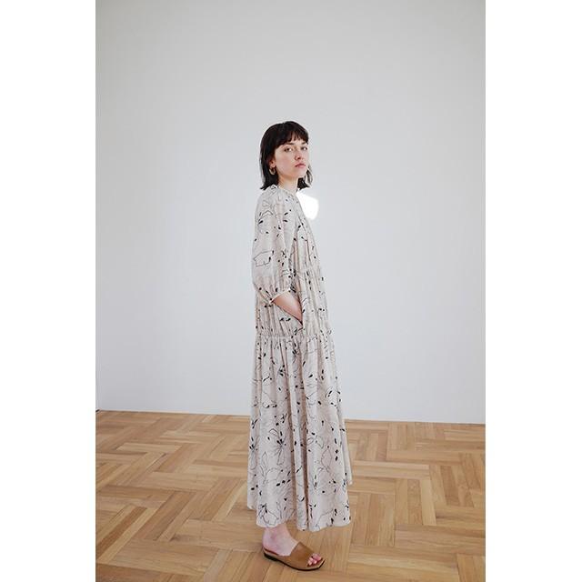 クラネ Clane ライン フラワー ワンピース Line Flower Op 新作 Cn L Op 072 Store Volk 通販 Yahoo ショッピング