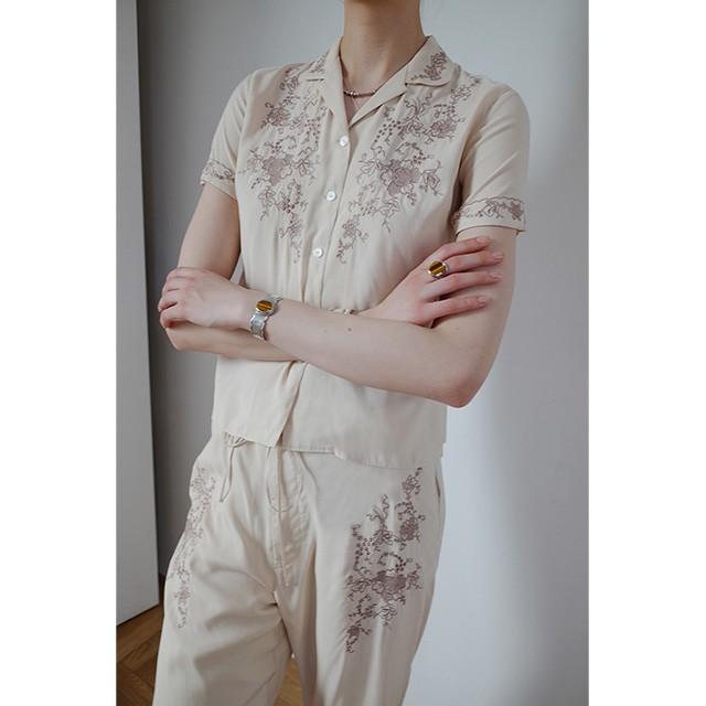 CLANE CLASSIC EMBROIDERY SHIRT size2 シャツ | www.jarussi.com.br