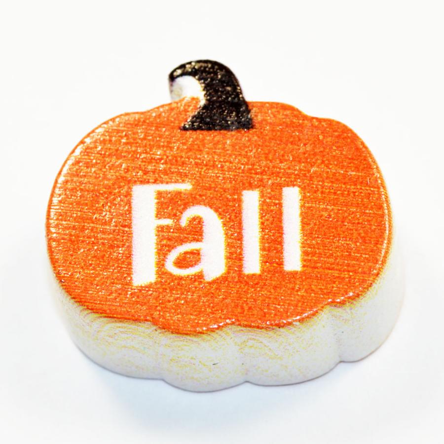 ハロウィン かぼちゃ Fall 秋 文字入り ウッドビーズ 木製 約20×17mm オレンジ 2コ入り CT044 | 