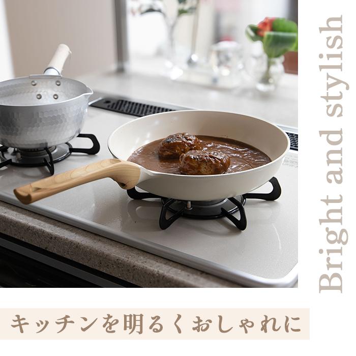 Cookterior(クックテリア)軽くて使いやすい IH・ガス対応 セラミックコートフライパン28cm ウッド調取っ手 PFAS/PFOA不使用 | Cookterior | 03