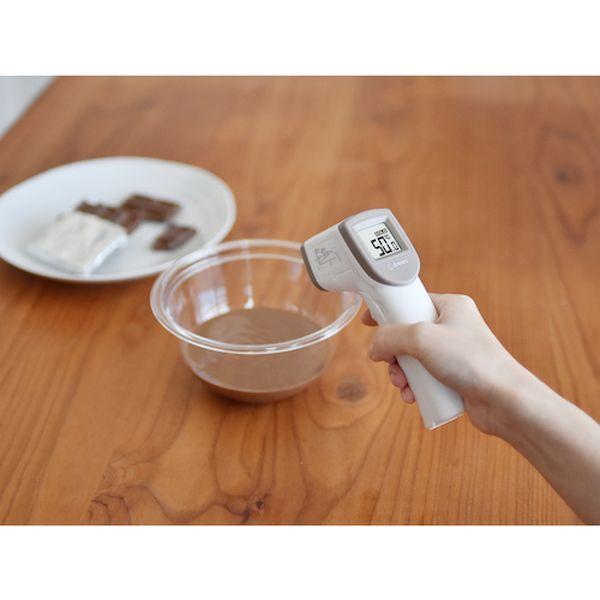 ドリテック 揚げ物にも使える サッとはかれる温度計 ホワイト O-604WT【送料無料 非接触 温度計 天ぷら 揚げ物 温度 温度計 対応 便利 表示 見やすい デジタル】 |  | 01