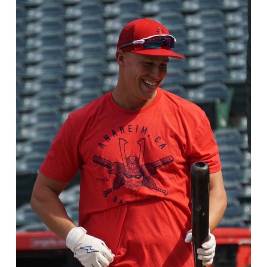 MLBPAオフィシャル 海外取寄 アナハイム サムライ 兜 Tシャツ MLBPAオフィシャル 海外取寄 アナハイム サムライ 兜 Tシャツ