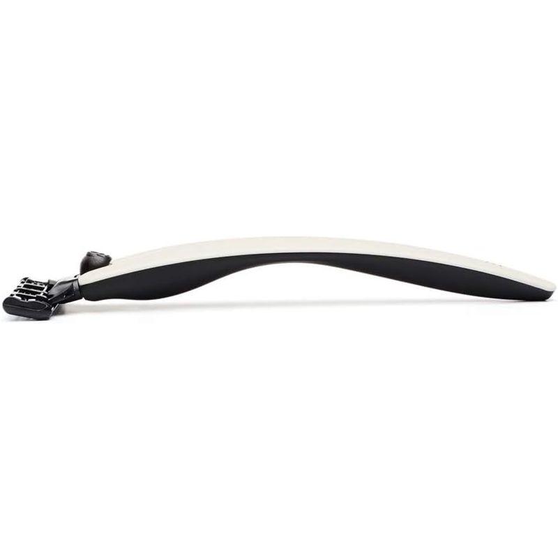 英国製 ハンドメイド塗装 クラッシックカー塗装 BolinWebb R1 Jet (black) 3枚刃 替刃 ジレット シンマッハ3対応 3枚刃 ハンドメイド塗装 クラッシックカー塗装 BolinWebb R1 Jet black 替刃 ジレット シンマッハ3対応