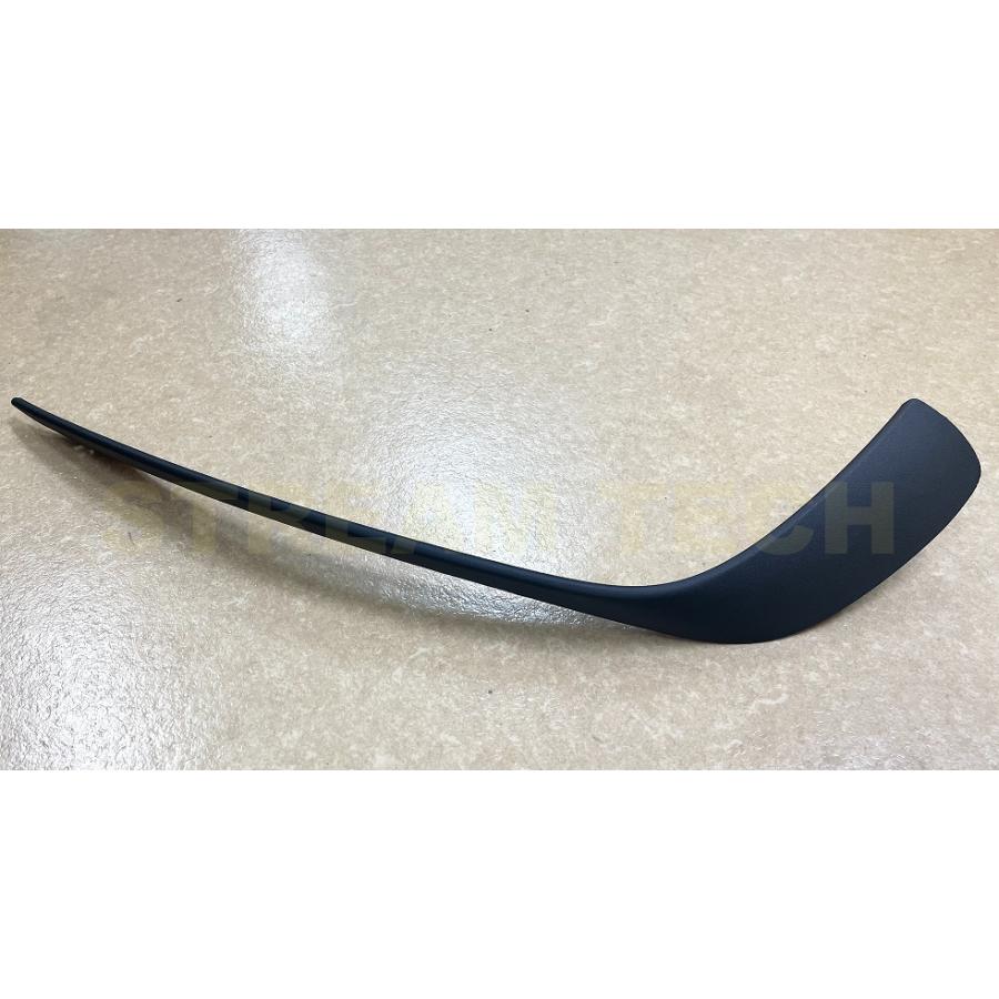 BENZ メルセデス ベンツ W176 A45 AMG 前期用 フロントフリッパー フロントカナード バンパーフリッパー エアロガーニッシュ PPウレタン 未塗装 Aクラス 大人気 |  | 06