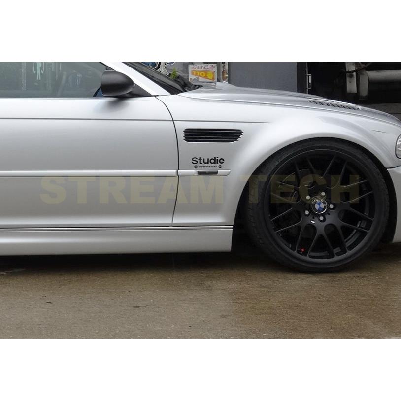 BMW E46 3シリーズ用 E46 M3ルック サイドシャークタイプ エアダクト マットブラックフィン サイドダクト セダン ツーリング クーペ カブリオレ 汎用品 人気商品 |  | 02