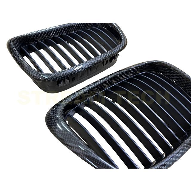 BMW E39 5シリーズ用 リアルカーボン キドニーグリル フロントグリル センターグリル ラジエターグリル バンパーグリル カーボングリル 綾織カーボン 人気商品 |  | 05