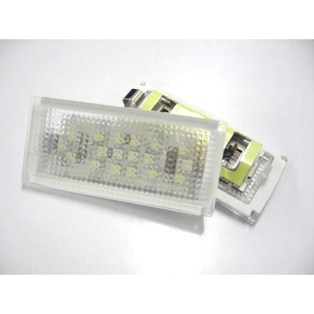 BMW E46 3シリーズ クーペ M3 後期用 36連 SMD LED ライセンスライト プレートランプ ナンバー灯 ライト キャンセラー付き 2D 人気商品 |  | 01