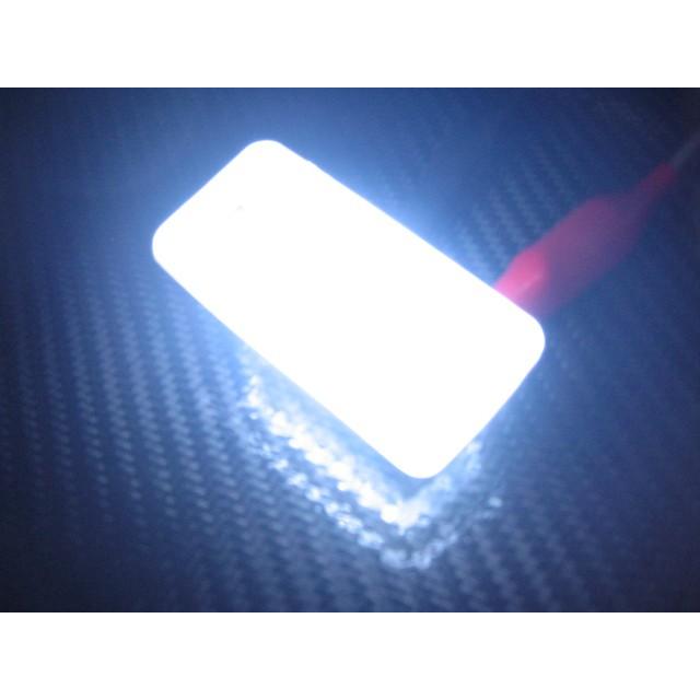 BMW E46 3シリーズ クーペ M3 前期用 36連 SMD LED ライセンスライト プレートランプ ナンバー灯 ライト キャンセラー付き 2D 人気商品 |  | 03