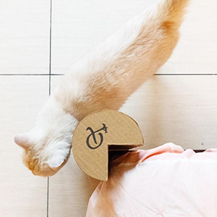 Petique ペティーク キティーコーナー 猫 つめとぎ 爪とぎ コーナー用 キズ防止 ダンボール 子猫 成猫 運動不足 ストレス解消  簡単2個組 ねこ ネコ 米ブランド |  | 06