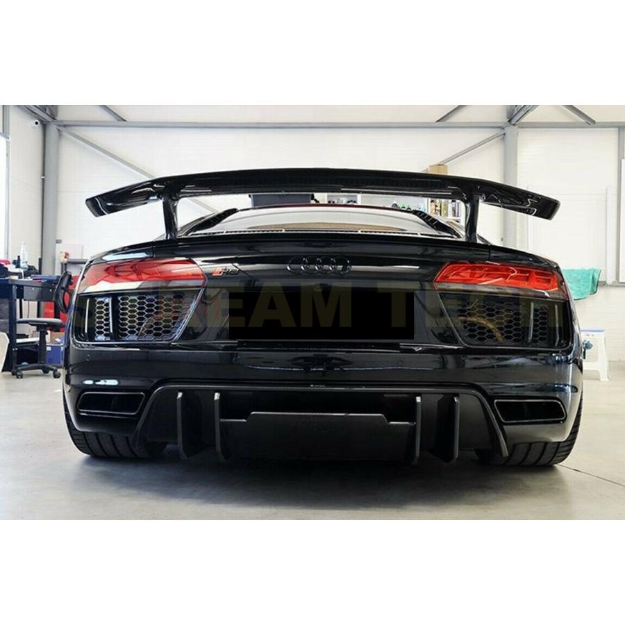 アウディR8(4S型)リヤスポイラー