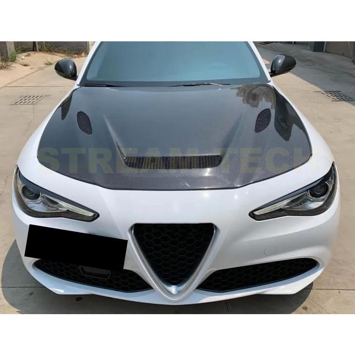 Alfa Romeo アルファロメオ ジュリア用 GTAタイプ ダクト付き カーボン