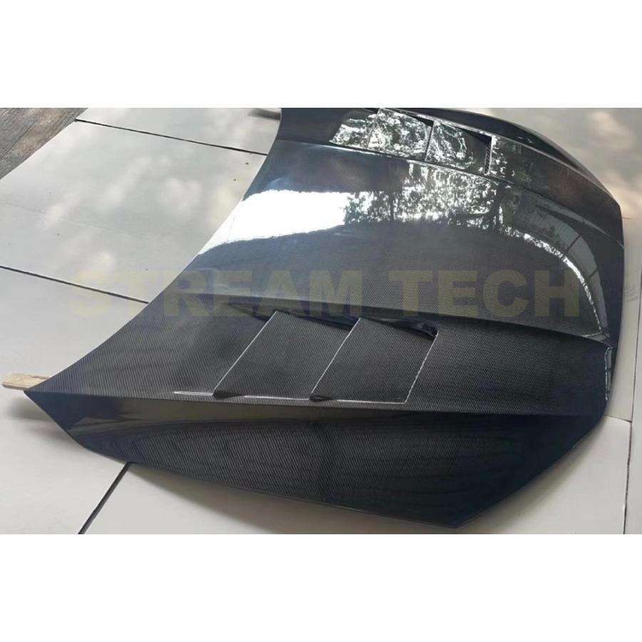 AUDI アウディ C8 RS7 S7 A7 スポーツバック用 Keyvanyタイプ ダクト