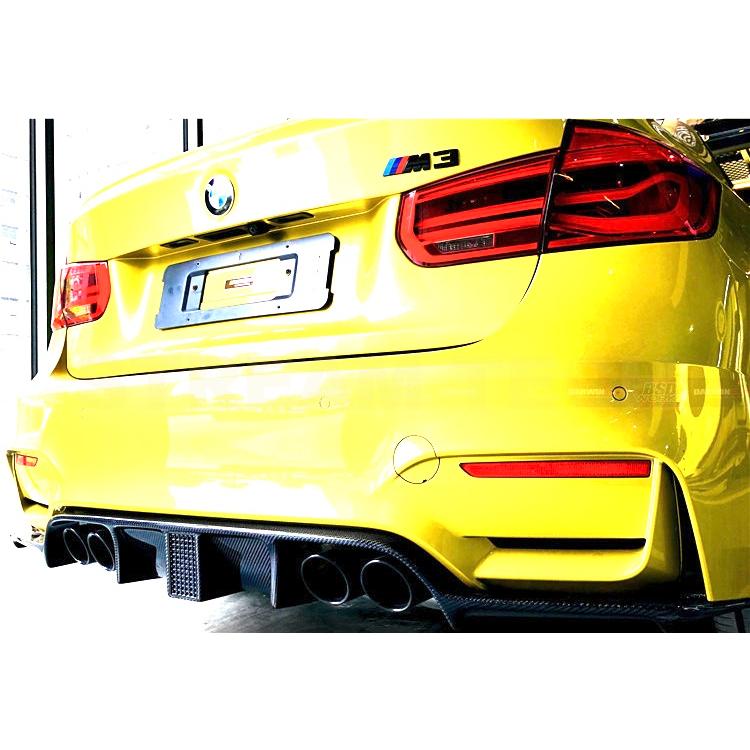 BMW F80 M3 F82 F83 M4用 KOHタイプ LED ストップランプ付き カーボン