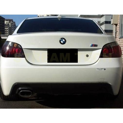 BMW E60 E61 5シリーズ Mスポーツ用 カーボン リアディフューザー 左2本出し リアアンダースポイラー リアリップ リアアンダーリップ 綾織カーボン 人気商品 |  | 03