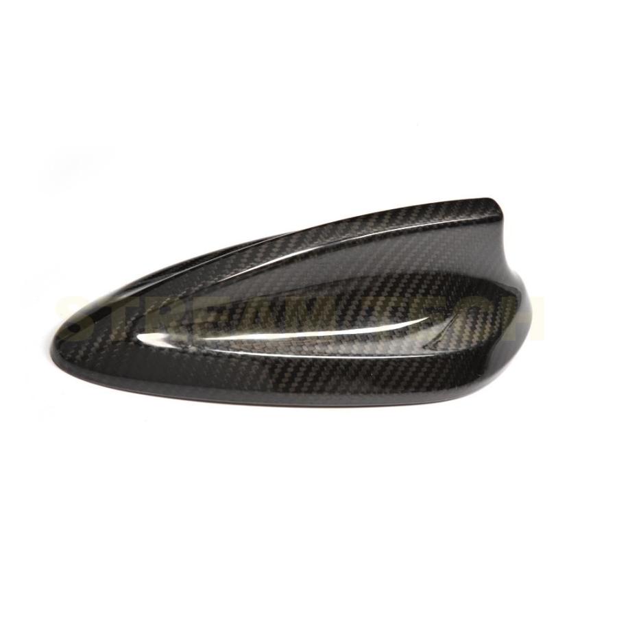 BMW F22 F30 F31 F34 F32 F36 F80 M3 F82 M4 汎用 リアルカーボン アンテナカバー ドルフィンアンテナ シャークフィンカバー ルーフアンテナ Fシリーズ 汎用品 |  | 01