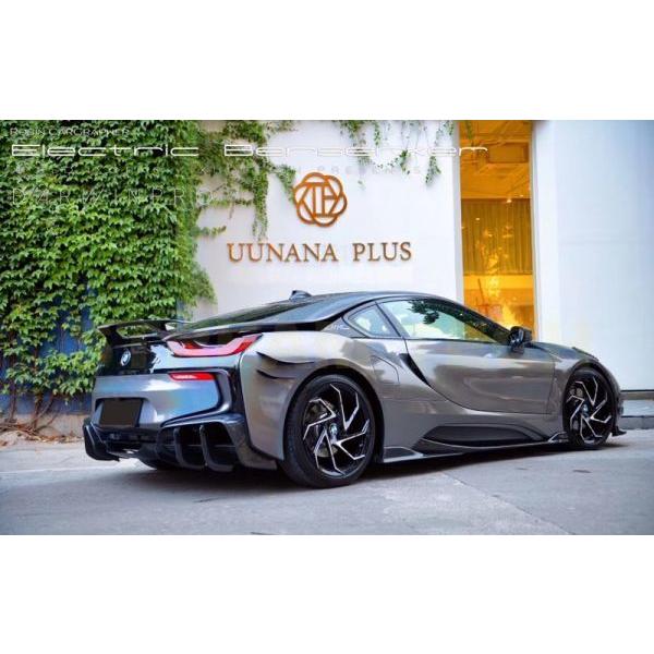 BMW i8用 RSタイプ カーボン フルエアロセット ボディキット