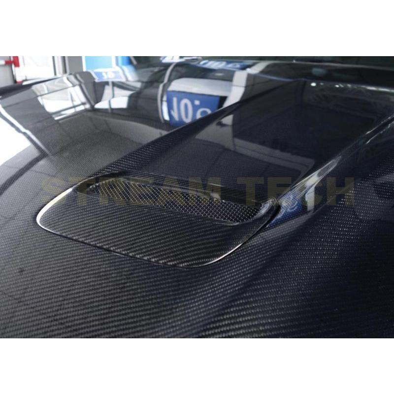 FORD フォード マスタング用 GT500タイプ ダクト付き カーボン