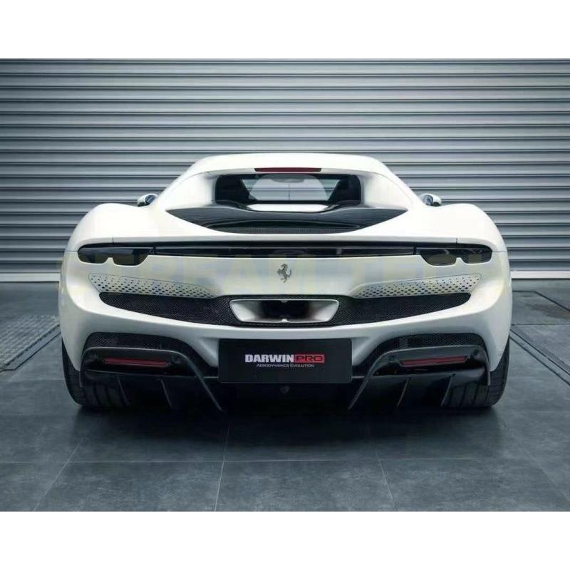 Ferrari フェラーリ 296 GTB用 OEタイプ カーボン リアディフューザー リアアンダースポイラー リアバンパーリップ カーボンリップ 綾織 ドライカーボン GTS |  | 05