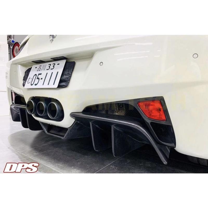 【純正品】Ferrari カーボン　フューエルリッド（GTC4ルッソ用） 純正品】Ferrari カーボン フューエルリッド（GTC4ルッソ用