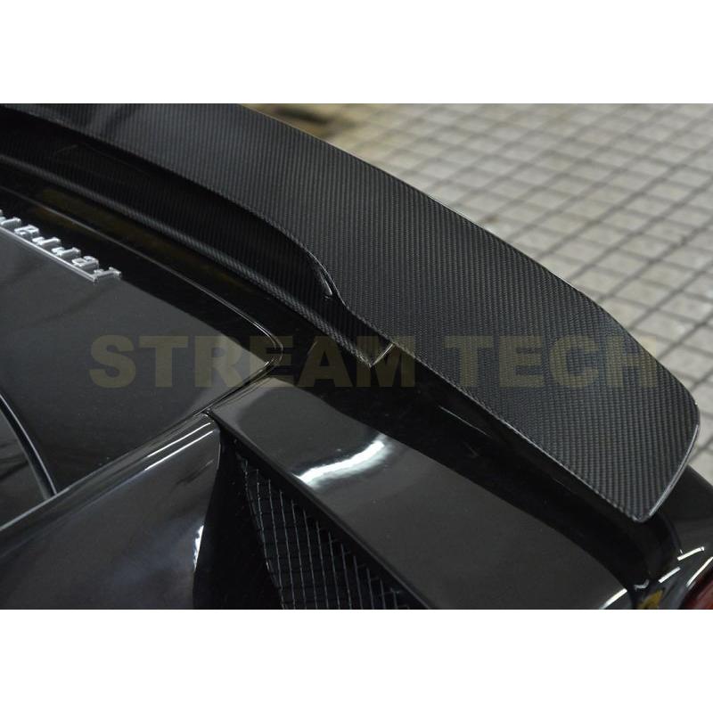 Ferrari フェラーリ 458 イタリア用 Novitタイプ 2段式 カーボン リア