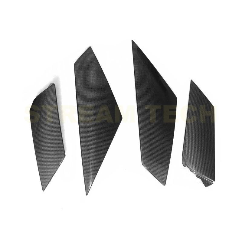 ランボルギーニ アベンタドールLP700ロードスター用 サイドパネル ランボルギーニ アベンタドールLP700ロードスター用 サイドパネル