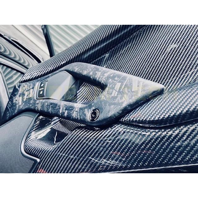 Lamborghini ランボルギーニ アヴェンタドール LP700用 カーボン