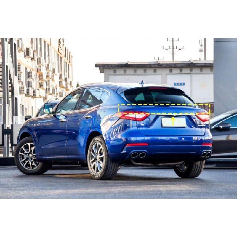 MASERATI マセラティ レヴァンテ用 カーボン リアハッチスポイラー 3