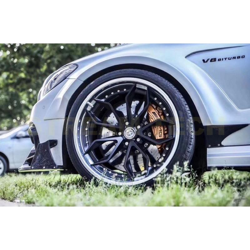 ベンツＣクラス（Ｗ２０５）Ｃ６３専用サイズ　スポーツテクニック１９インチ メルセデスベンツCクラス・W205に19インチ！軽量+純正センターキャップ