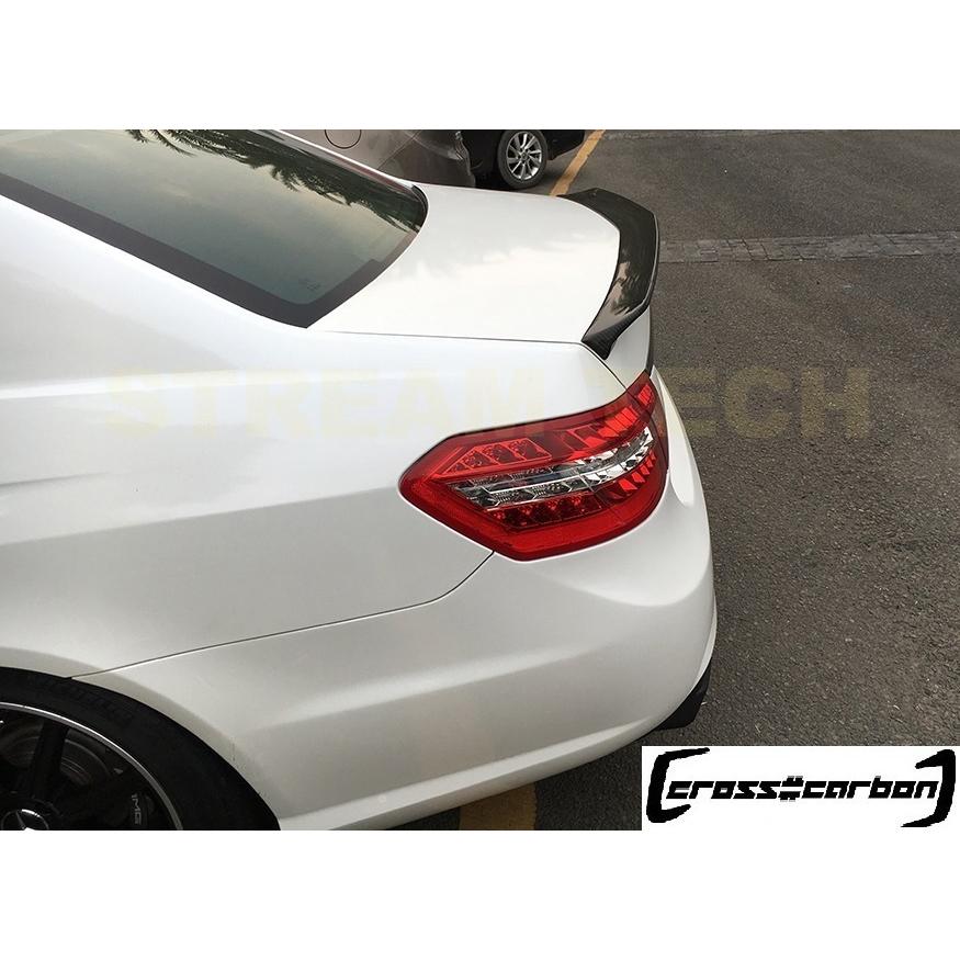売り切り◇メルセデスベンツ W212 Eセダン用 カーボントランク