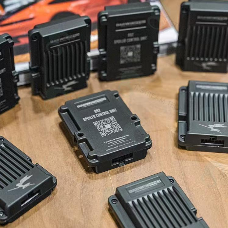 ◇ポルシェ 992/911 カレラ用 純正電動ウイングコントロールユニット