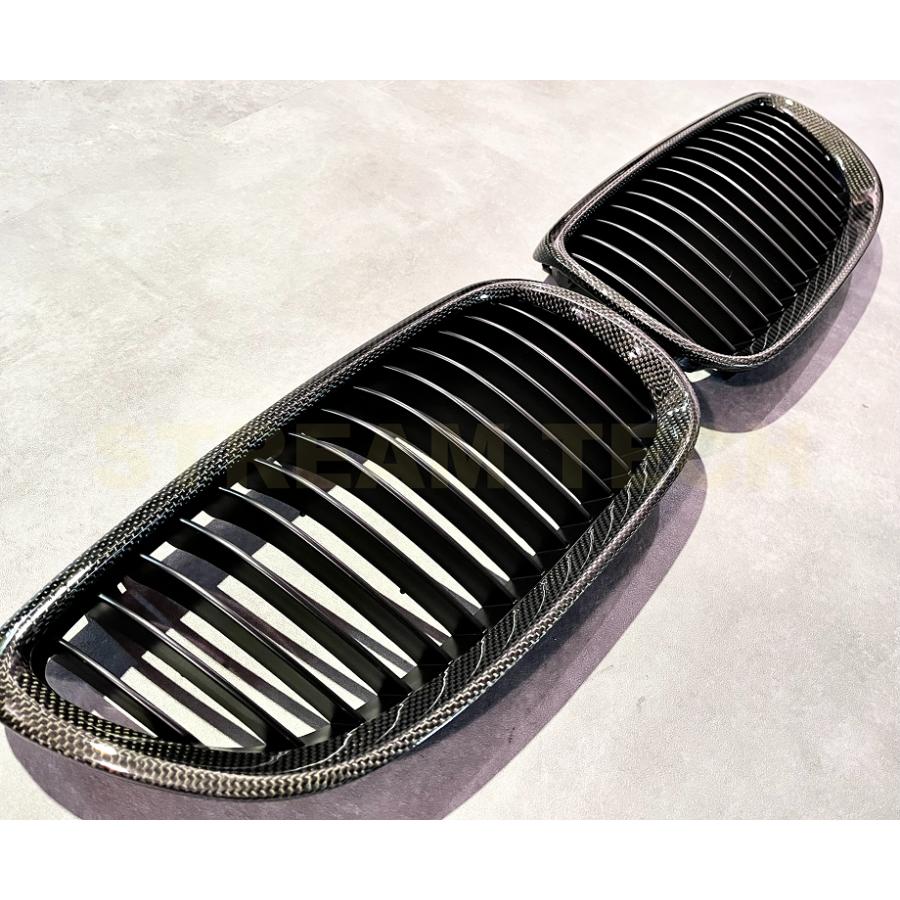 BMW E92 E93 3シリーズ 前期用 リアルカーボン キドニーグリル センターグリル フロントグリル ラジエターグリル バンパーグリル カーボングリル M3 人気商品 |  | 08