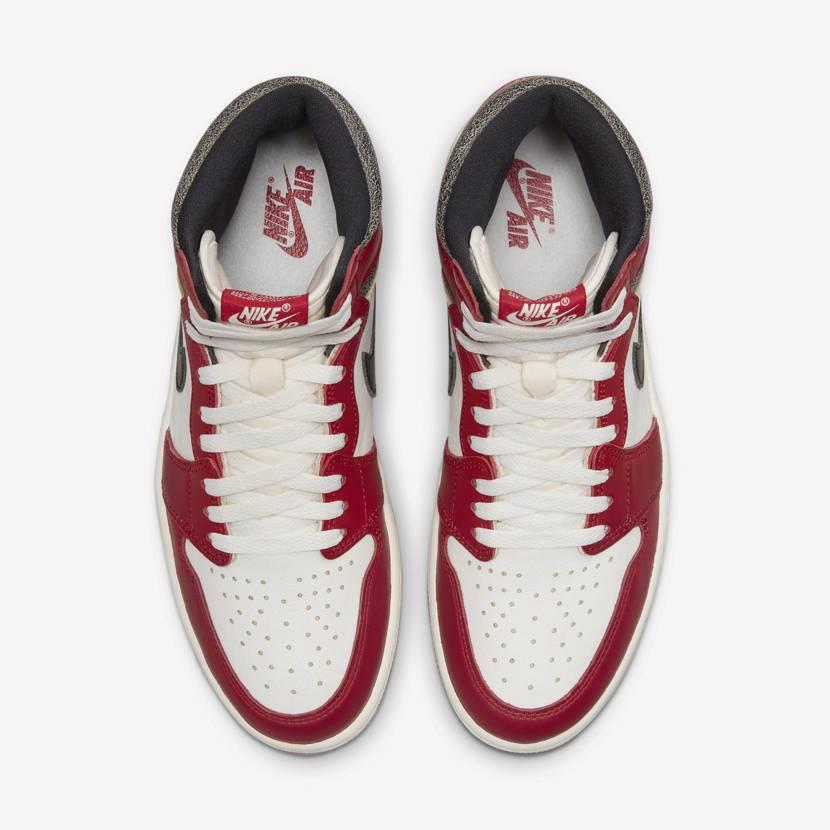 NIKE 最安値に挑戦 Nike Air Jordan 1 High OG Chicago Lost NIKE 最安値に挑戦 Nike Air Jordan 1 High OG Chicago Lost