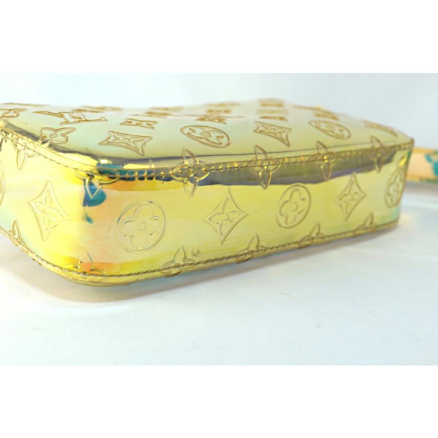 LOUIS VUITTON（ルイ・ヴィトン） ポシェット ヴォルガ モノグラム
