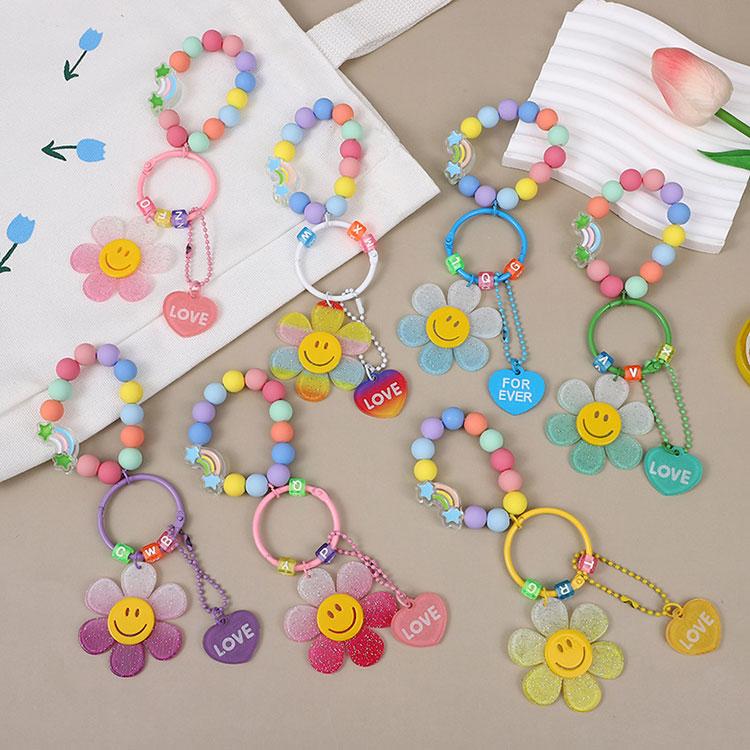 スニーカーキーホルダーニコちゃんスマイルハンドメイド
