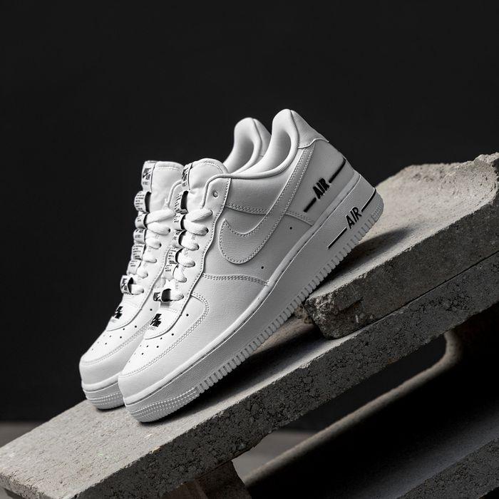 即納サイズあり ナイキ Nike エアフォース1 Air Force 1 Lv8 Cj1379 100 ホワイト ロゴ タグ レアカラー 人気 限定 取り寄せ メンズ スニーカー オールホワイト Cj1379 100 Stroke 通販 Yahoo ショッピング