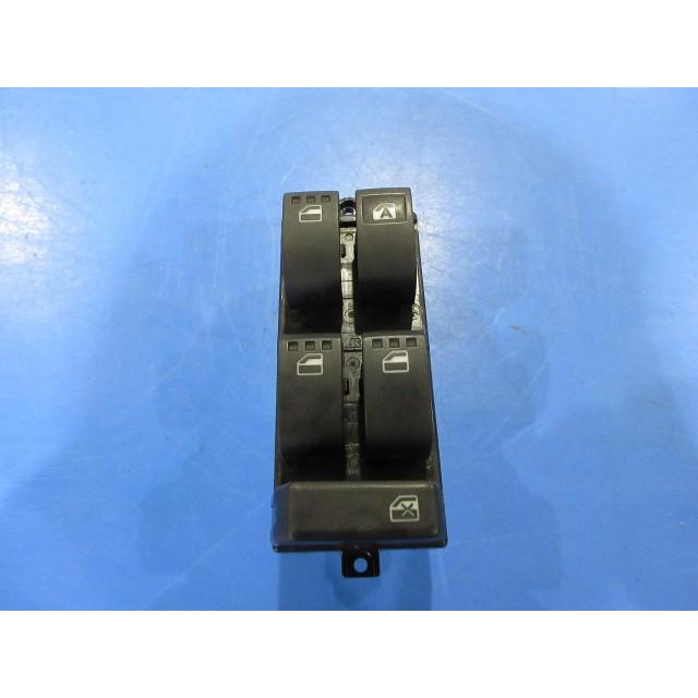 ミラ（ダイハツ） ミラココア DBA-L675S パワーウインドウスイッチ