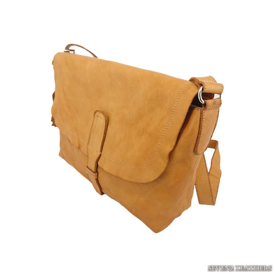 リリイ リリー LILY ショルダーバッグ レザーバッグ 鞄 牛革 本革