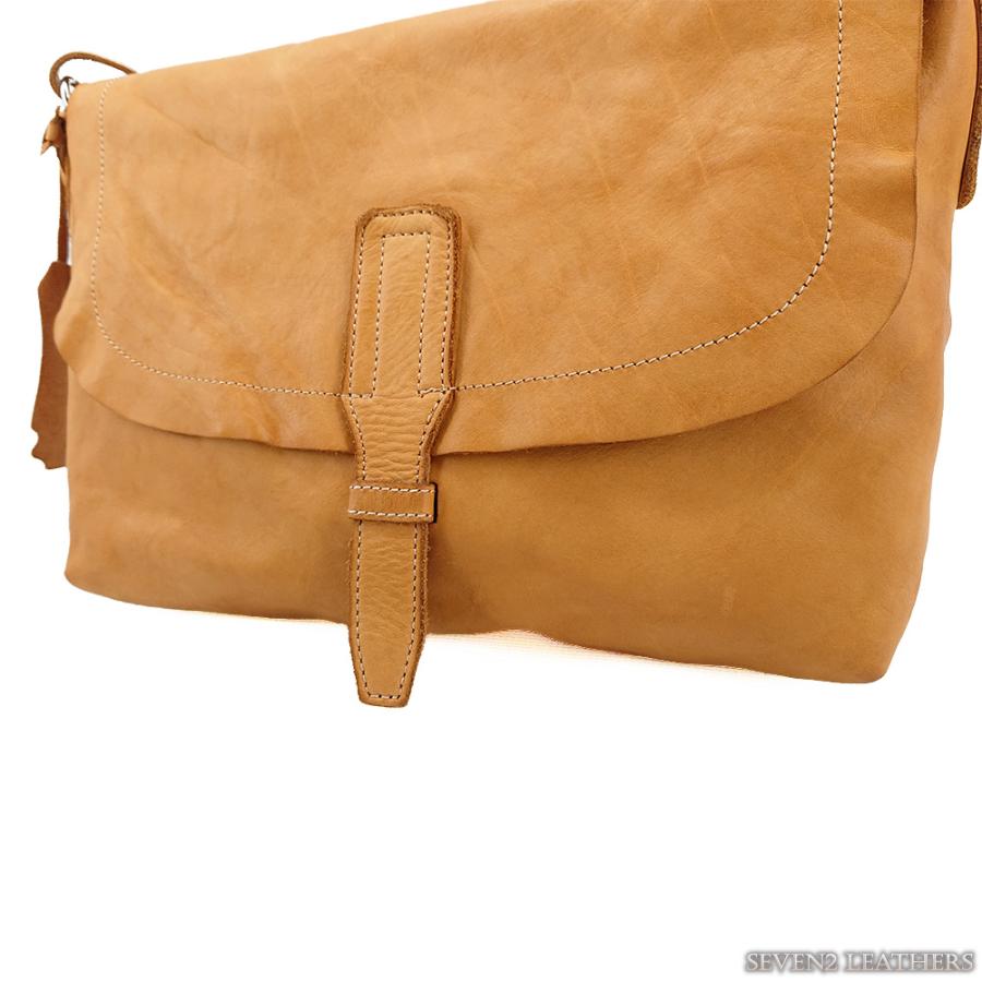 リリイ リリー LILY ショルダーバッグ レザーバッグ 鞄 牛革 本革