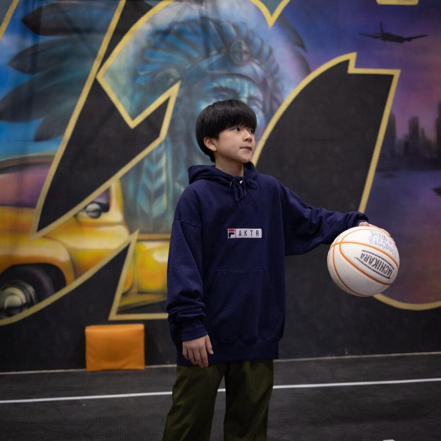 AKTR - \"xFILA BOX LOGO SWEAT HOODIE SIZE-S\""122-054010" ウォームアップウエア-ウエア