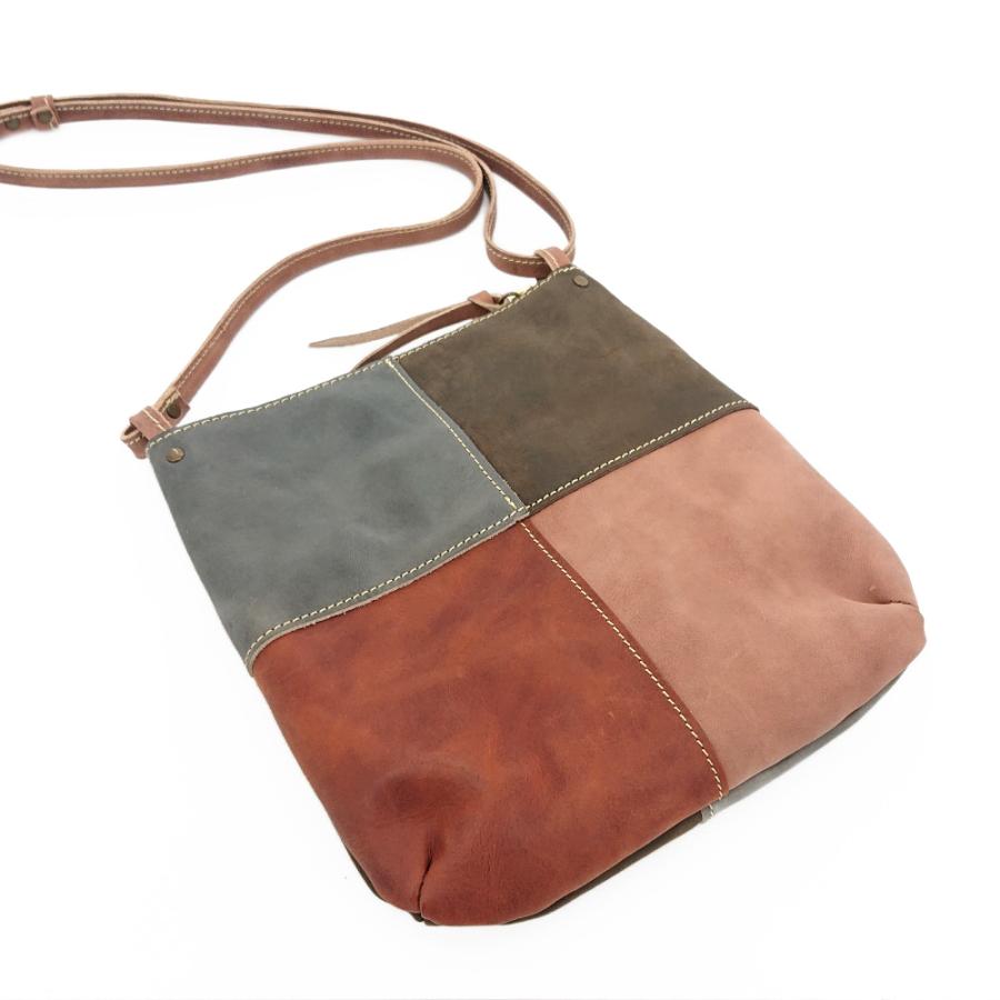 Ain Soph（アインソフ） ショルダーバッグ 薄マチ ポーチ カバン