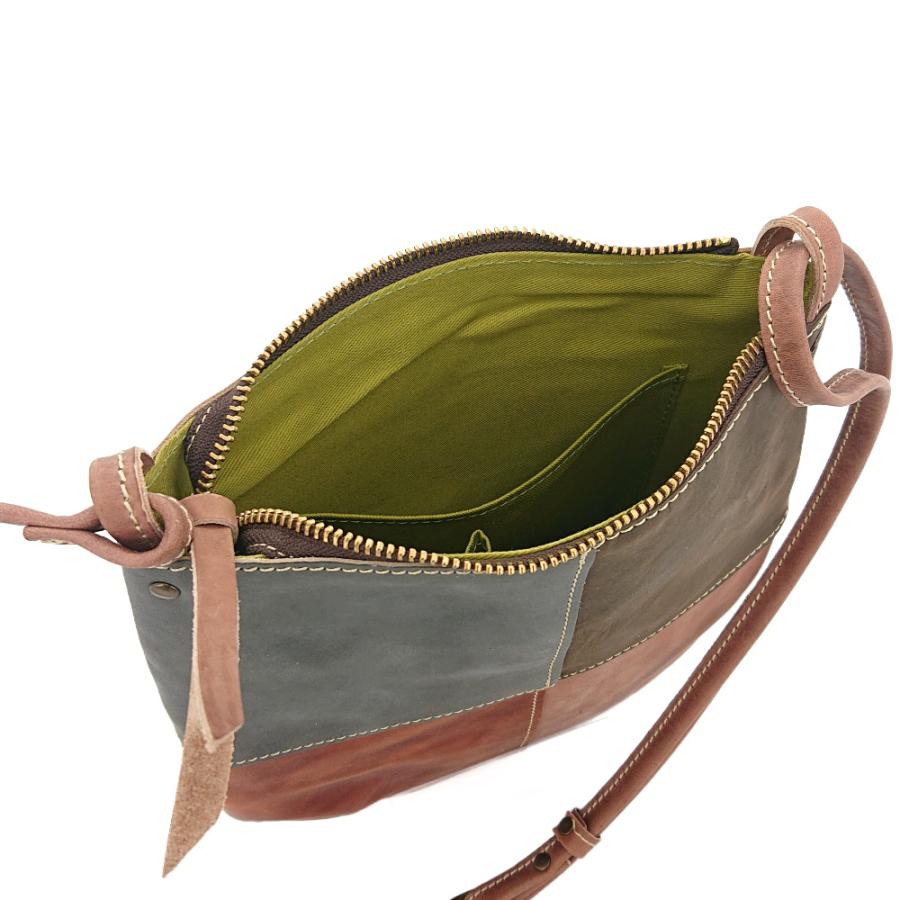 Ain Soph（アインソフ） ショルダーバッグ 薄マチ ポーチ カバン