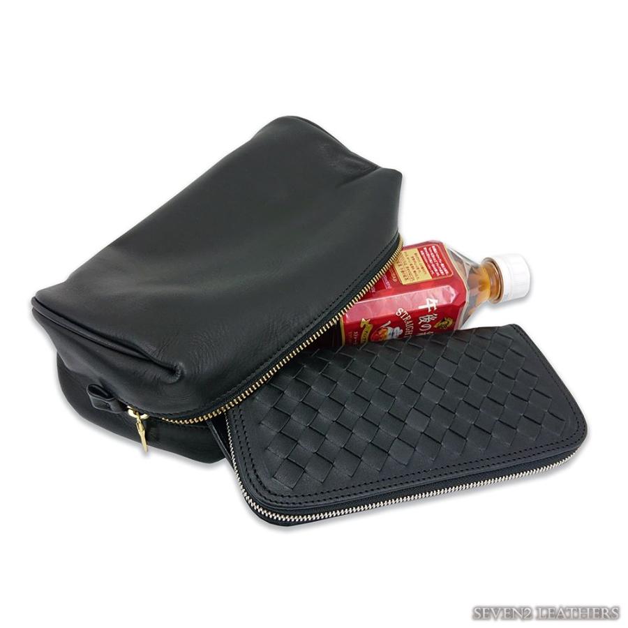 REDMOON（レッドムーン） レザーポーチ クラッチバッグ ワンピース 本